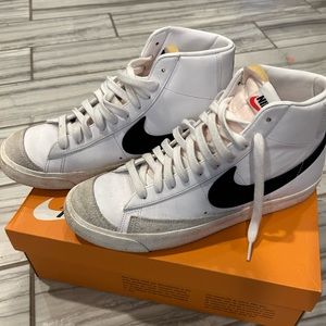 Nike Blazer Mid 77 White/Black
